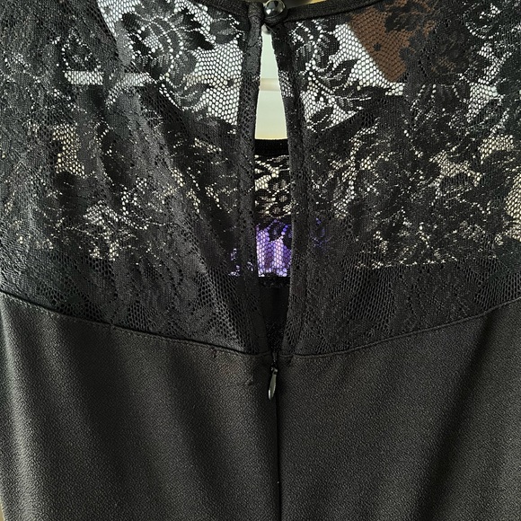 Black jumpsuit - Picture 4 of 5